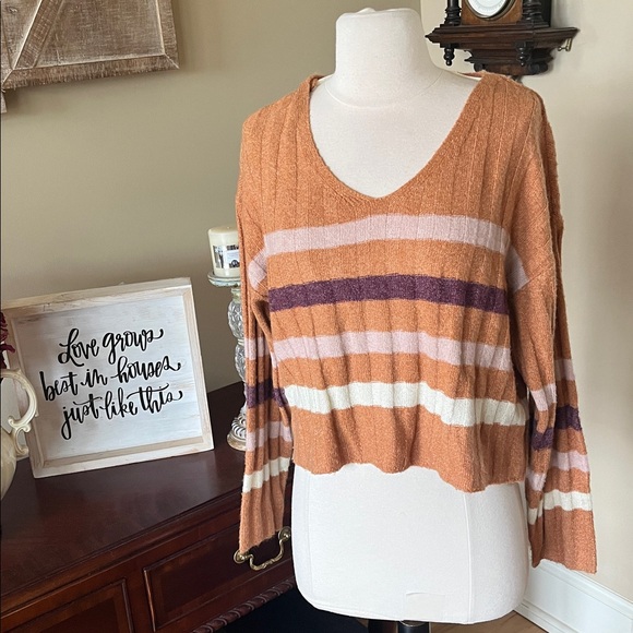 70s Vibe True Craft V-Neck Sweater - Brown and Cream Stripes Cropped New - Picture 4 of 16